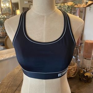 Victoria’s Secret Sports Bra- Med Victoria SPORT
